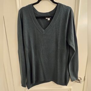 Croft & Barrow Green V-Neck Sweater